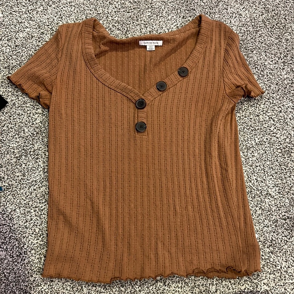 Brown T-shirt